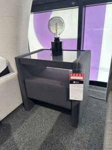 Stolik kontynentalny C z ekspozycji Salonu Janki  