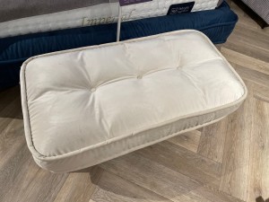 Puf BELAVIO z ekspozycji Salonu Józefów