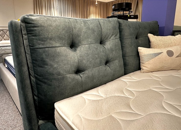 Łóżko Vesper 160x200 z pojemnikiem z ekspozycji Salonu Puławska 