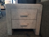 Stolik nocny 80685 z ekspozycji Łódź 