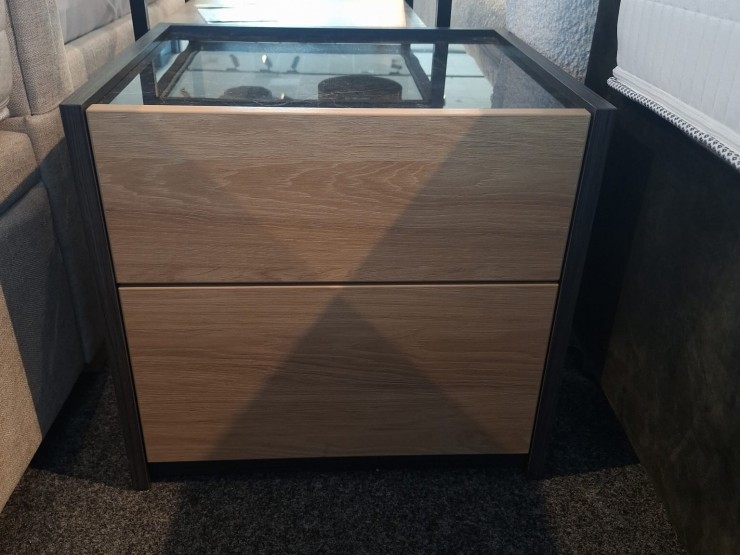 Stolik nocny Multidecor z ekspozycji Łódź 