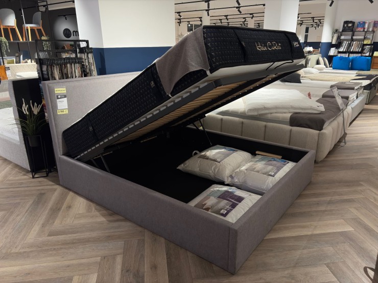 Łóżko London z pojemnikiem 160x200 z ekspozycji Salonu Józefów