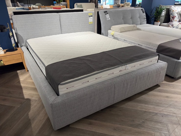 Łóżko VESTA BED 160x200 z pojemnikiem z ekspozycji Salonu Józefów