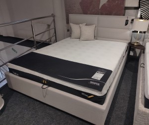 Łóżko London z pojemnikiem 160x200 z ekspozycji Salonu Modlińska 