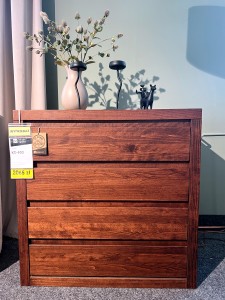 Komoda KD 403 z ekspozycji Salonu Janki