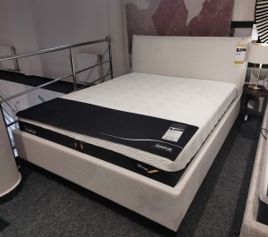 Łóżko Bari z pojemnikiem 160x200 z ekspozycji Salonu Modlińska
