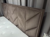 Łóżko DETROIT  z pojemnikiem 160x200 z ekspozycji Salonu Józefów 