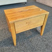 Stolik nocny SN 230 z ekspozycji Łódź 